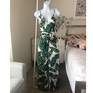 Missguided palm leaf print jumpsuit green NWT US 0